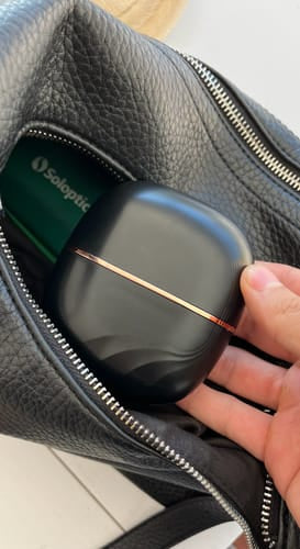 Jessica R., London review photo